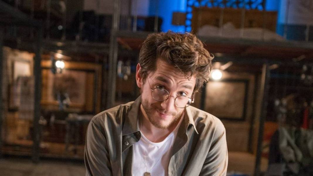 Öyle Bir Geçer Zaman Ki Necati'sinden kötü haber! Sevenleri kahrolacak, acil operasyona alınmıştı... 1